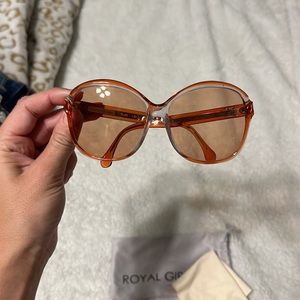 Royal Girl eyewear, super cute orange sunglasses that are unique!
